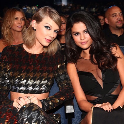 Taylor Swift and Selena Gomez at the MTV Video Music Awards Sunday night in L.A. #vmas #vmas2015 #taylorswift #selenagomez
