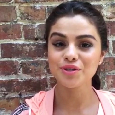 _adidasneolabel_-_1_hour_left_to_get_your_questions_in_for_the_exclusive_adidas_NEO_Google_Hangout_w__selenagomez21_Tune_in_httpa_did_asneoselenahangout_mp40018.jpg