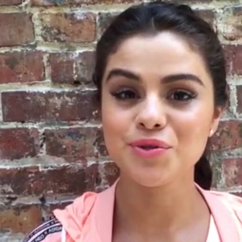 _adidasneolabel_-_1_hour_left_to_get_your_questions_in_for_the_exclusive_adidas_NEO_Google_Hangout_w__selenagomez21_Tune_in_httpa_did_asneoselenahangout_mp40021.jpg