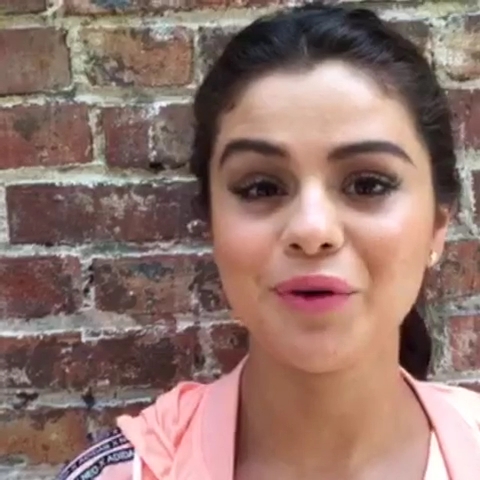 _adidasneolabel_-_1_hour_left_to_get_your_questions_in_for_the_exclusive_adidas_NEO_Google_Hangout_w__selenagomez21_Tune_in_httpa_did_asneoselenahangout_mp40032.jpg