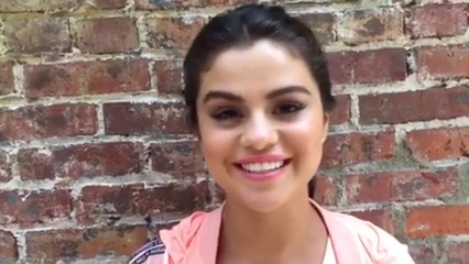 _adidasneolabel_-_1_hour_left_to_get_your_questions_in_for_the_exclusive_adidas_NEO_Google_Hangout_w__selenagomez21_Tune_in_httpa_did_asneoselenahangout_mp40085~0.jpg
