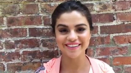 _adidasneolabel_-_1_hour_left_to_get_your_questions_in_for_the_exclusive_adidas_NEO_Google_Hangout_w__selenagomez21_Tune_in_httpa_did_asneoselenahangout_mp40095~0.jpg