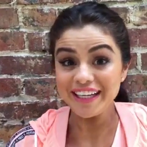 _adidasneolabel_-_1_hour_left_to_get_your_questions_in_for_the_exclusive_adidas_NEO_Google_Hangout_w__selenagomez21_Tune_in_httpa_did_asneoselenahangout_mp40113.jpg