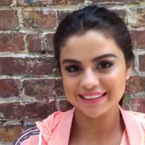 _adidasneolabel_-_1_hour_left_to_get_your_questions_in_for_the_exclusive_adidas_NEO_Google_Hangout_w__selenagomez21_Tune_in_httpa_did_asneoselenahangout_mp40141.jpg