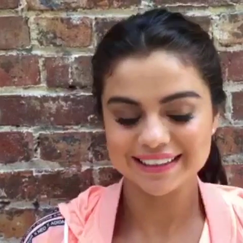 _adidasneolabel_-_1_hour_left_to_get_your_questions_in_for_the_exclusive_adidas_NEO_Google_Hangout_w__selenagomez21_Tune_in_httpa_did_asneoselenahangout_mp40145.jpg
