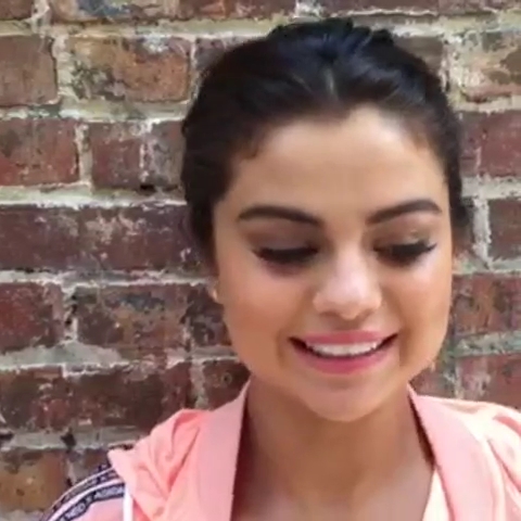 _adidasneolabel_-_1_hour_left_to_get_your_questions_in_for_the_exclusive_adidas_NEO_Google_Hangout_w__selenagomez21_Tune_in_httpa_did_asneoselenahangout_mp40155.jpg