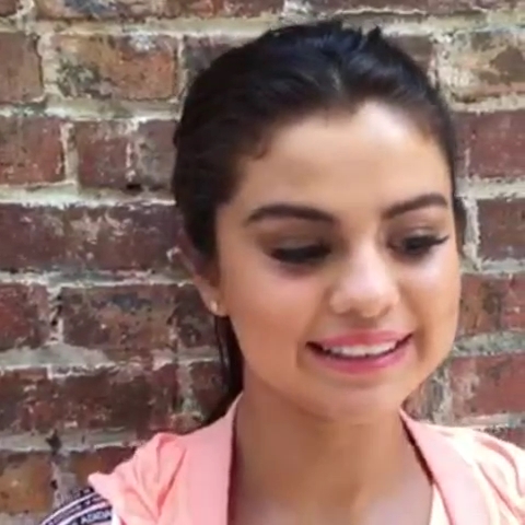 _adidasneolabel_-_1_hour_left_to_get_your_questions_in_for_the_exclusive_adidas_NEO_Google_Hangout_w__selenagomez21_Tune_in_httpa_did_asneoselenahangout_mp40173.jpg