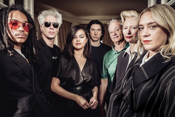 #thedeaddontdie 
Or how to meet the talents you admire the most in five minutes. 
The zombie movie by @jim.jarmusch with all this incredible cast (my legs was shaking while waiting for them). So impressed.
.
.
.
Made with love for the @nytimes
