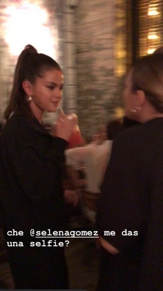 September 8: Selena Gomez at La Esquina Mexican Restaurant in New York. (via envalentonada)
