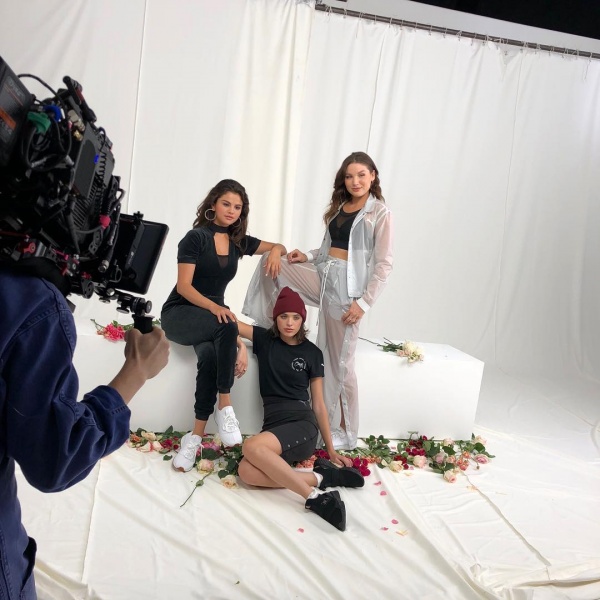 My big sisters, I love these two with all my heart. They get stronger and stronger. BTS shooting @selenagomez new collection for @puma ❤️ #sgxpuma
