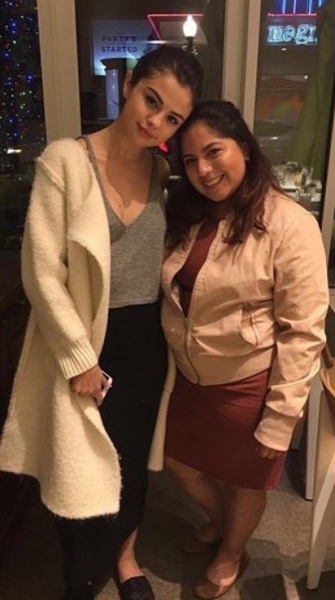 December 27: Selena with a fan in Texas.
