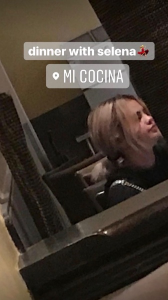 November 21: Selena at Mi Cocina in Fort Worth, Texas. (credit: cdor)
