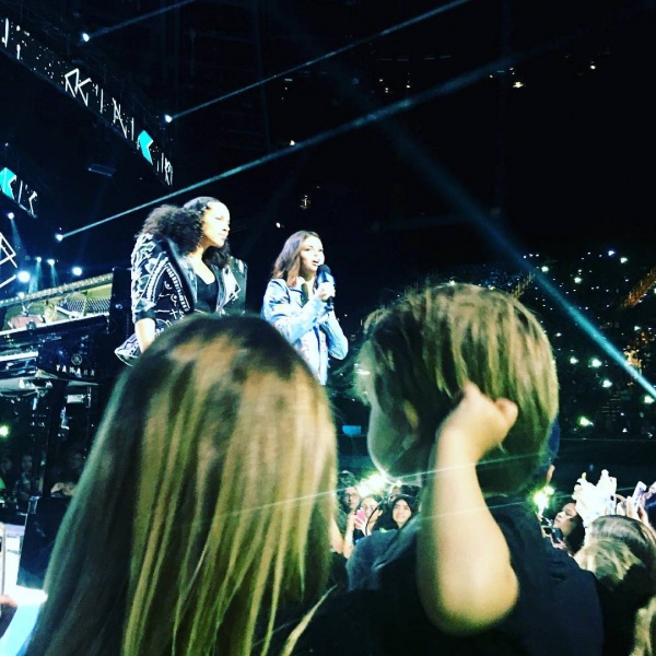 @wendyburch: That’s #Brady_Burch in the front row of #WEday. Hanging with all the cool kids including #AliciaKeys and #SelenaGomez.
