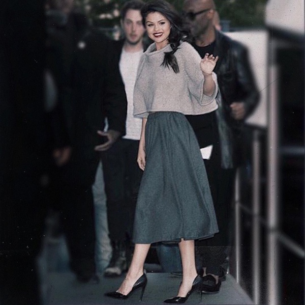 #selenagomez in #co and #louisvuitton
.
.
.
.
.
.
#tap #chrisclassenstyle
