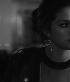 Selena_Gomez_-_The_Heart_Wants_What_It_Wants_28Official_Video29_mp40644.png