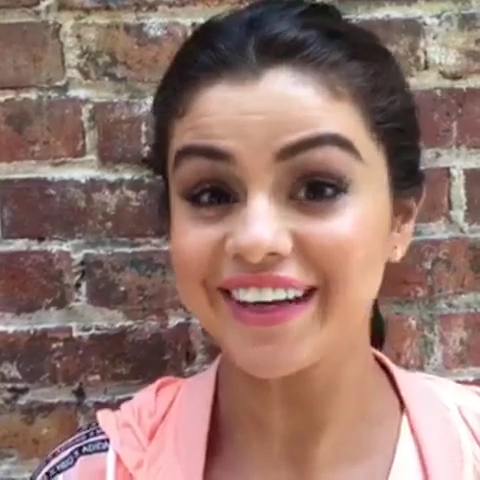 _adidasneolabel_-_1_hour_left_to_get_your_questions_in_for_the_exclusive_adidas_NEO_Google_Hangout_w__selenagomez21_Tune_in_httpa_did_asneoselenahangout_mp40101.jpg