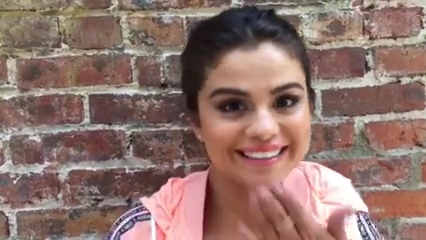 _adidasneolabel_-_1_hour_left_to_get_your_questions_in_for_the_exclusive_adidas_NEO_Google_Hangout_w__selenagomez21_Tune_in_httpa_did_asneoselenahangout_mp40122~0.jpg