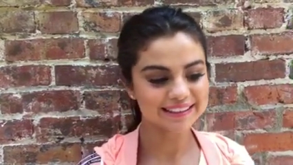 _adidasneolabel_-_1_hour_left_to_get_your_questions_in_for_the_exclusive_adidas_NEO_Google_Hangout_w__selenagomez21_Tune_in_httpa_did_asneoselenahangout_mp40168~0.jpg