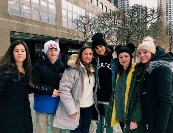 January 7: Selena with fans in New York.
