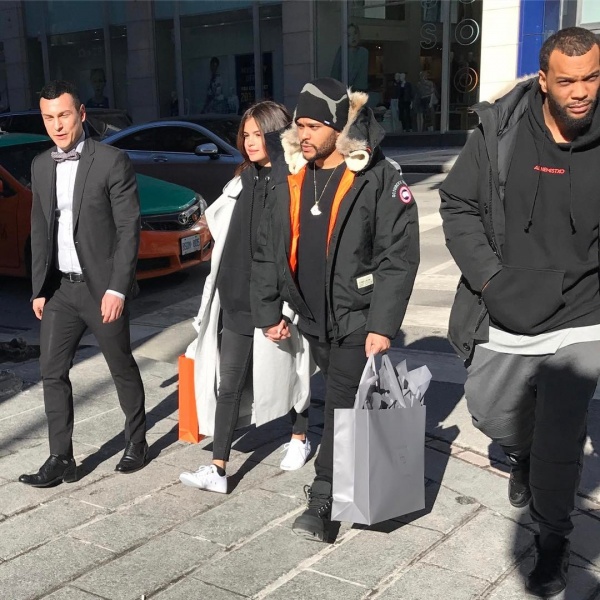 @etcanada: @selenagomez and @theweeknd are spotted doing some shopping at @hermes and @holtrenfrew in Toronto's Yorkville 👀📸: @jessebarkley

