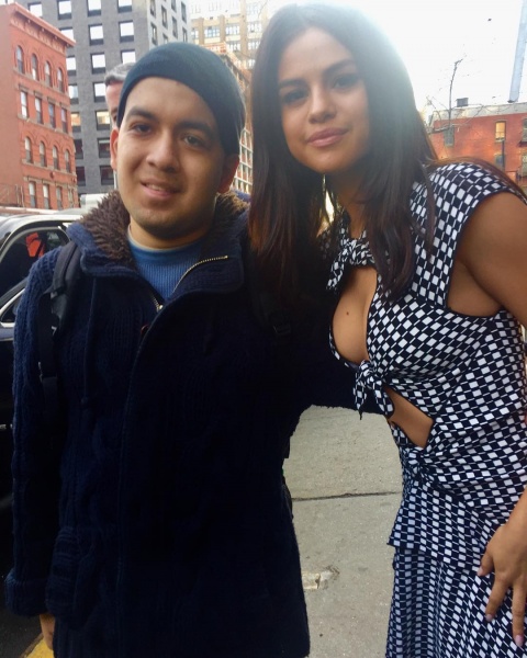 @premance: I Finally had the opportunity to meet 
Selena Gomez for the first time one of my most favorite female idols of all time. it’s been a long time I waited for this moment to happen it finally did thanks to friends who helped me out I’ve always been a fan of u Selena since u started in the beginning of ur career you’re an amazing singer & actress I’m so glad you’re feeling better now & ready to make a new music I’m looking forward to ur new album & tour soon thank so much for this opportunity Selena I will never forget this day see u soon. 😊❤🎼👍🏻 #selenagomez #Selenator #Selenators #selenagomezfan #nyc #celebrityandme #revival #revivaltour #singer #artist #actress #music #celebrity #fashiondesigner #wizardsofwaverlyplace #barney #disneychannel #montecarlo #sameoldlove #springbreakers #pantene
