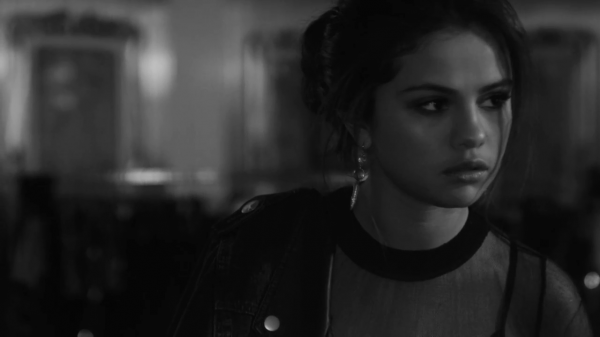 Selena_Gomez_-_The_Heart_Wants_What_It_Wants_28Official_Video29_mp40645.png