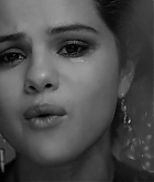 Selena_Gomez_-_The_Heart_Wants_What_It_Wants_28Official_Video29_mp40663.png