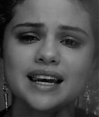 Selena_Gomez_-_The_Heart_Wants_What_It_Wants_28Official_Video29_mp40666.png