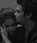 Selena_Gomez_-_The_Heart_Wants_What_It_Wants_28Official_Video29_mp40747.png