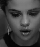 Selena_Gomez_-_The_Heart_Wants_What_It_Wants_28Official_Video29_mp40788.png