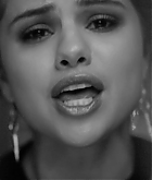 Selena_Gomez_-_The_Heart_Wants_What_It_Wants_28Official_Video29_mp40805.png